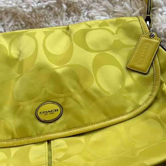 🆕 Coach Messenger Bag‎ - Picture 2 of 6